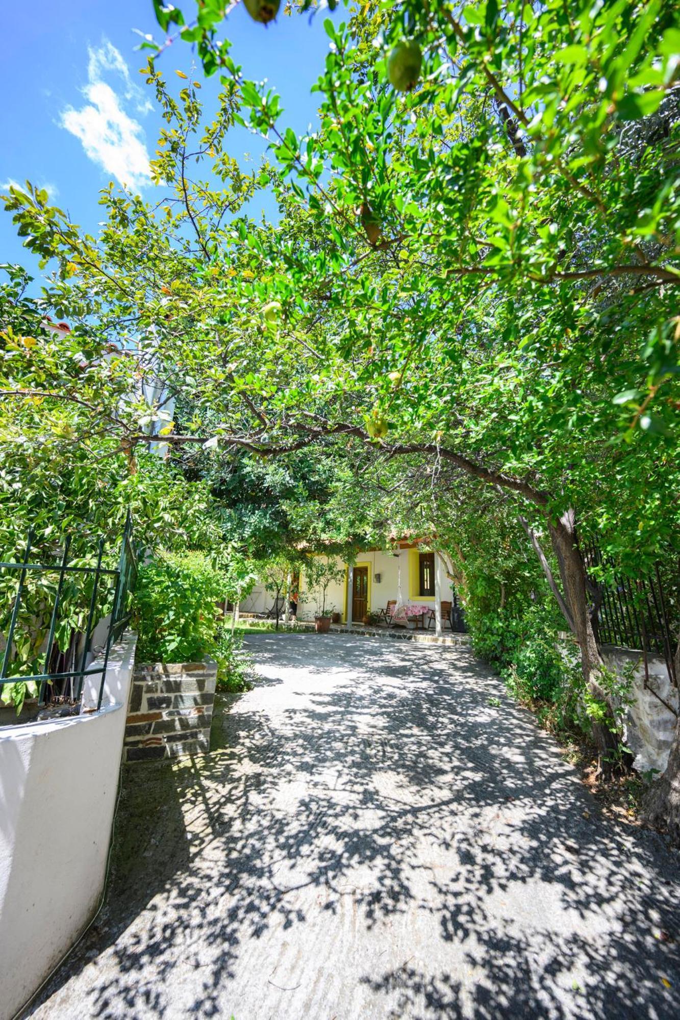 Small Villa Gerani Agios Vlasios  Екстериор снимка