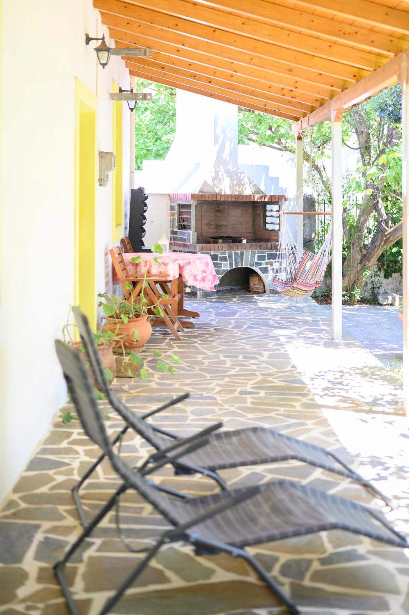 Small Villa Gerani Agios Vlasios  Екстериор снимка